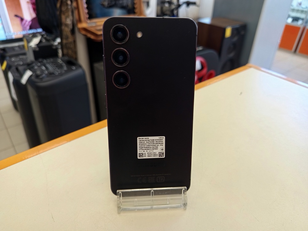 Смартфон Samsung Galaxy S23 8/128