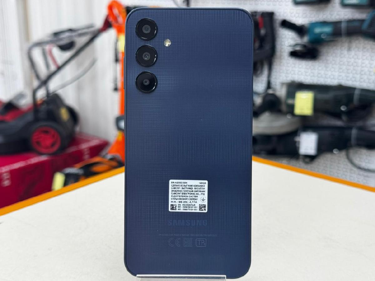 Смартфон Samsung Galaxy A25 6/128