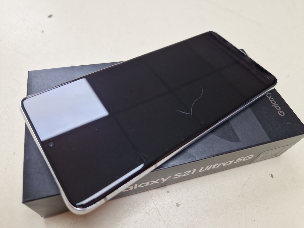 Смартфон Samsung Galaxy S21 Ultra 5G 12/128