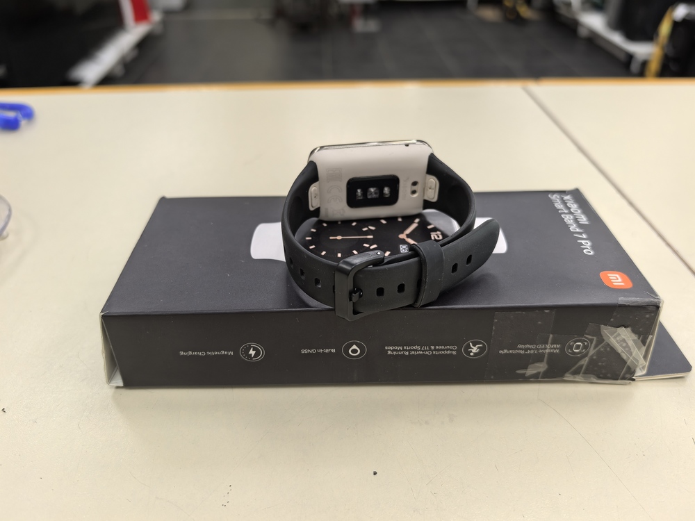 Фитнес-браслет Xiaomi Mi Band 7 Pro