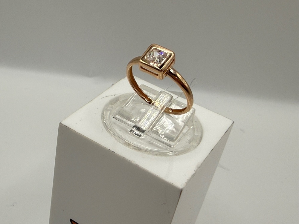 КОЛЬЦО С КАМНЕМ (Au 585)