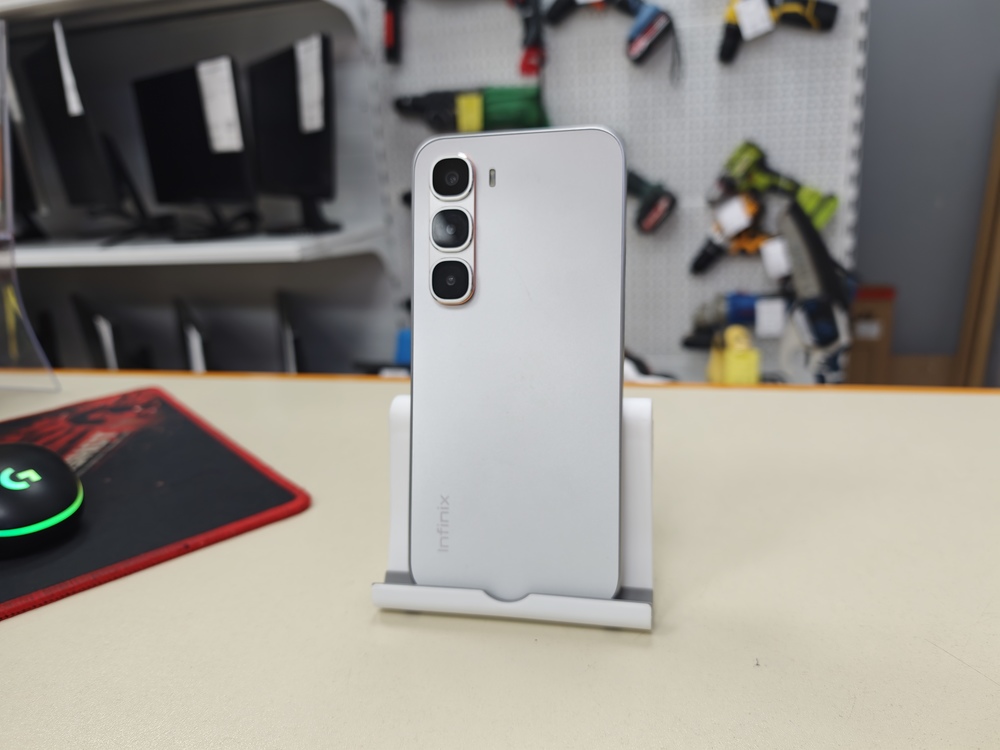 Смартфон Infinix Hot 60 Pro 8/256