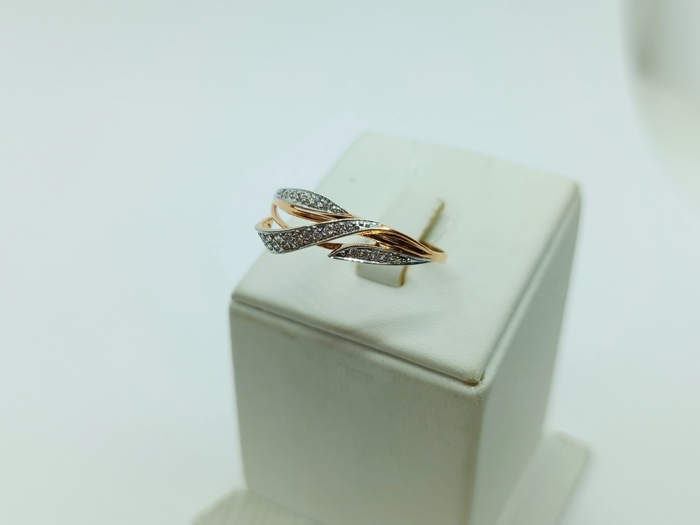 КОЛЬЦО С КАМНЯМИ (Au 585)