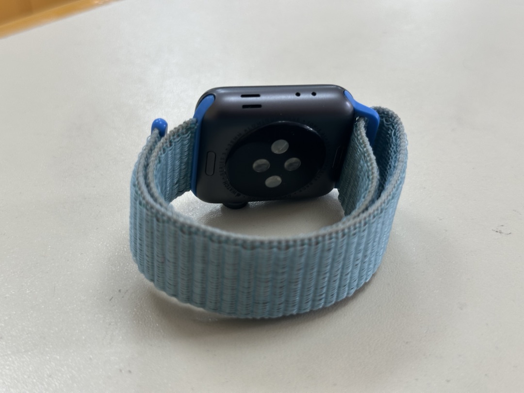 Смарт-часы Apple Watch Series 3 38 мм