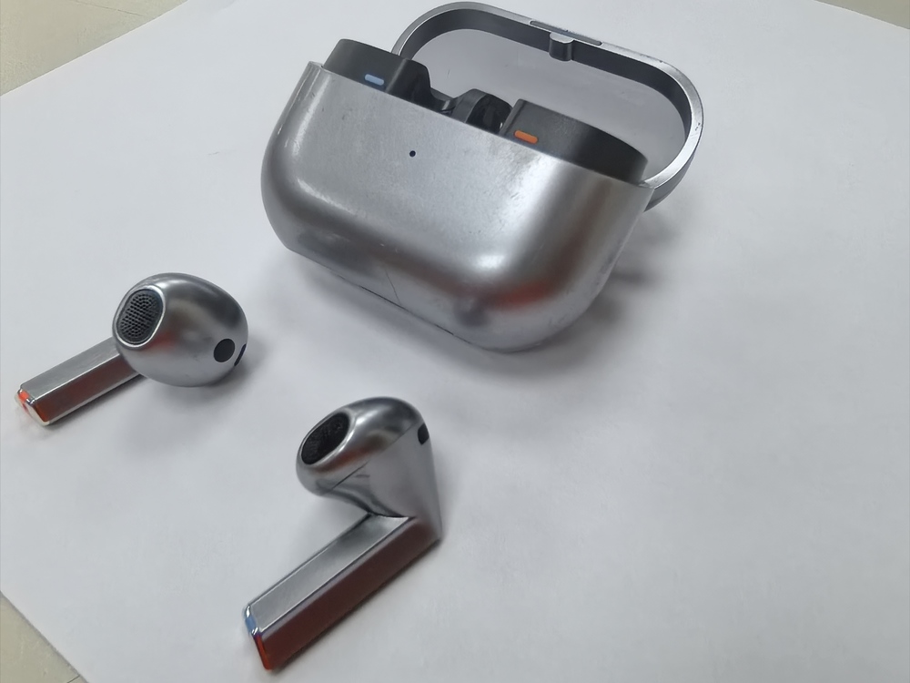 Наушники беспроводные Samsung BUDS 3