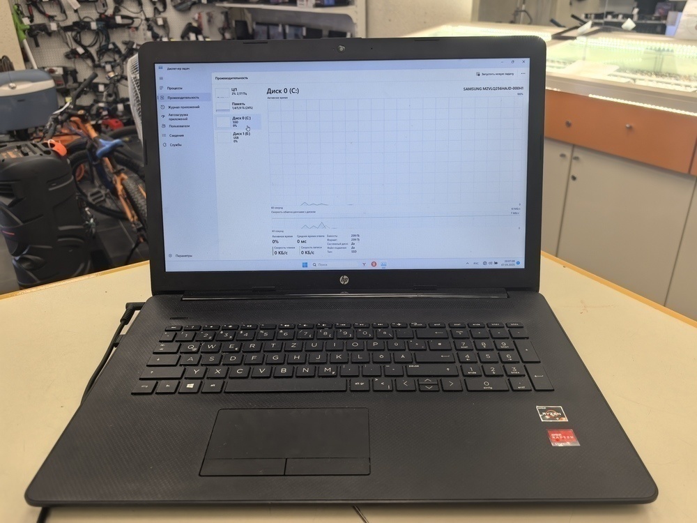 Ноутбук HP 15gw006ur; Ryzen 3 3250U, Radeon Graphics, 8 Гб, 250 Гб, Нет