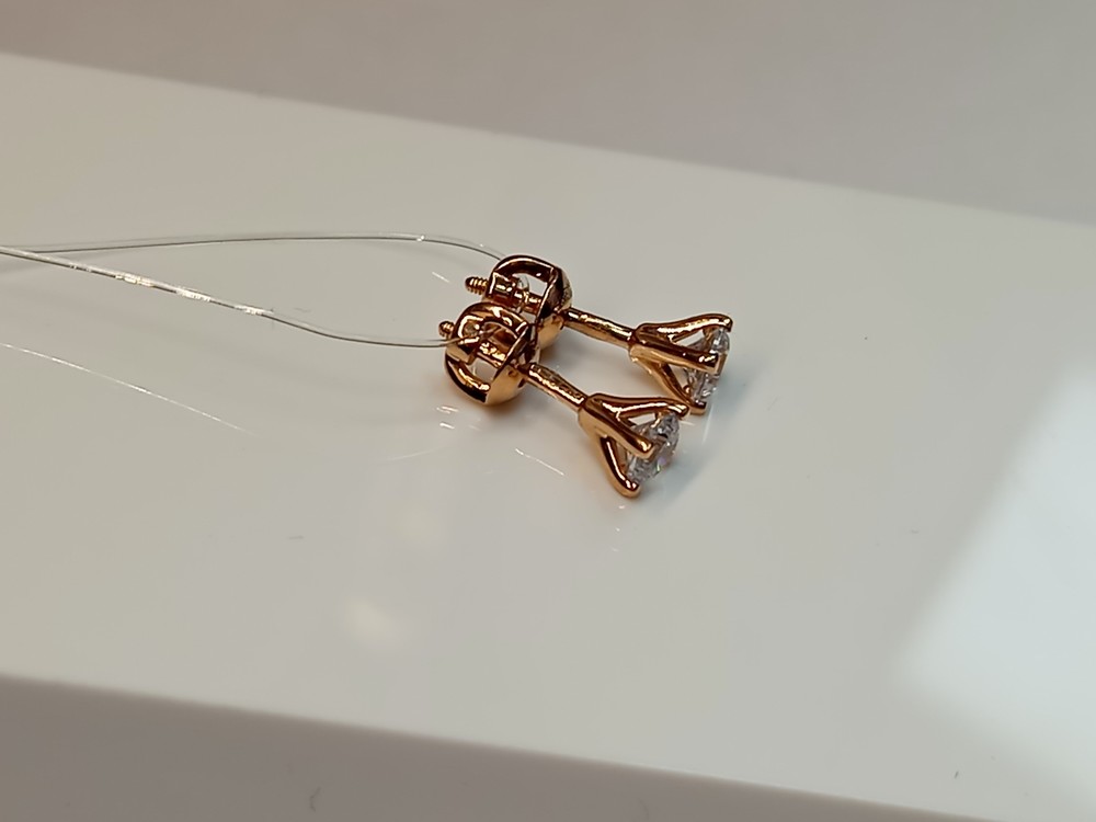 СЕРЬГИ ПУСЕТЫ с камнем (Au 585)