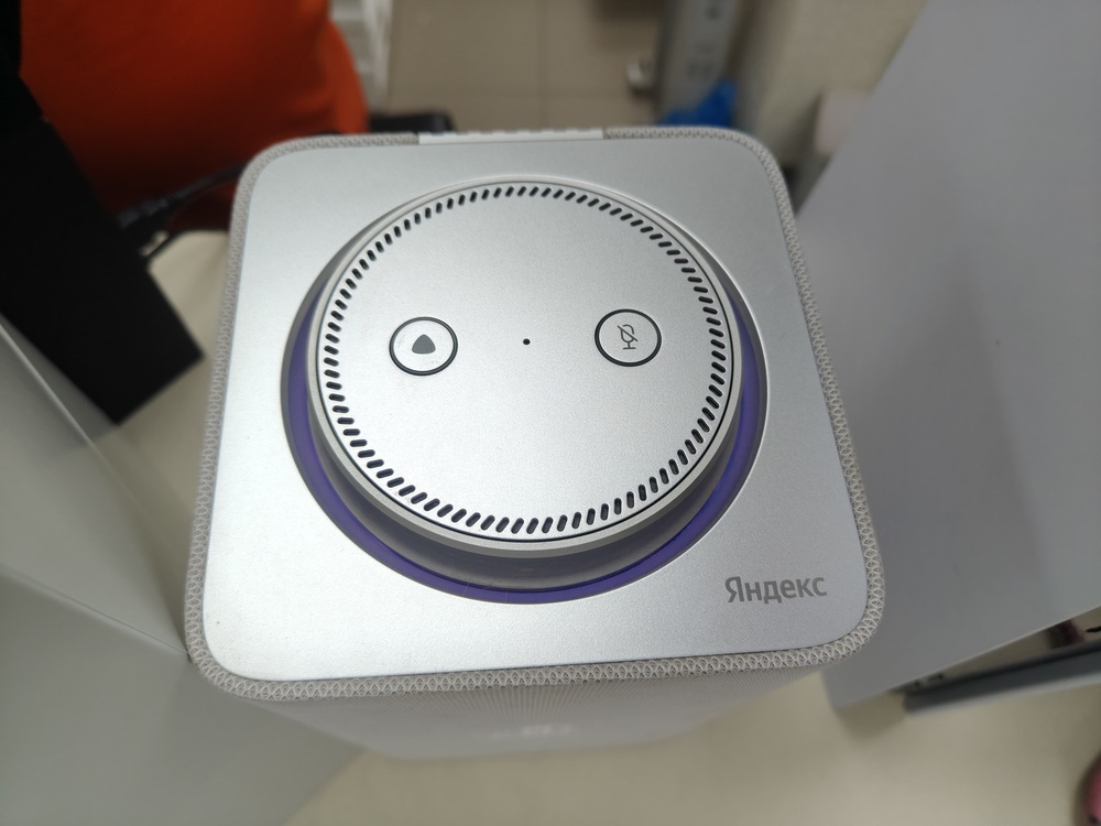 Умная колонка  Яндекс Станция Макс Zigbee