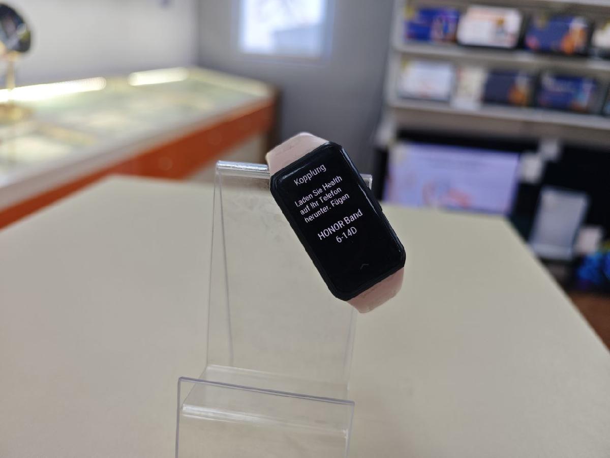 Смарт-часы Honor Band 6