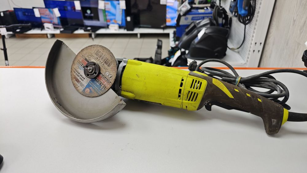 Угловая шлифмашина Ryobi EAG2000RS
