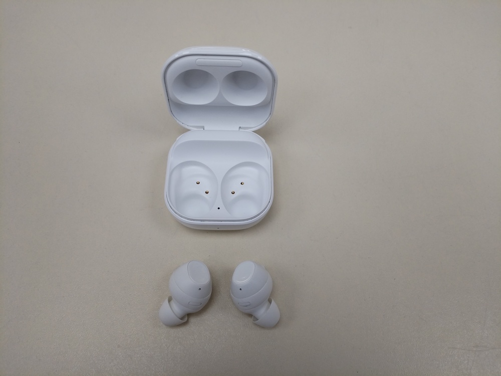 Наушники беспроводные Samsung BUDS FE