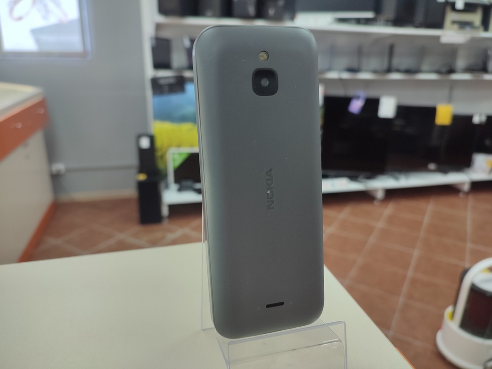 Мобильный телефон Nokia 6300