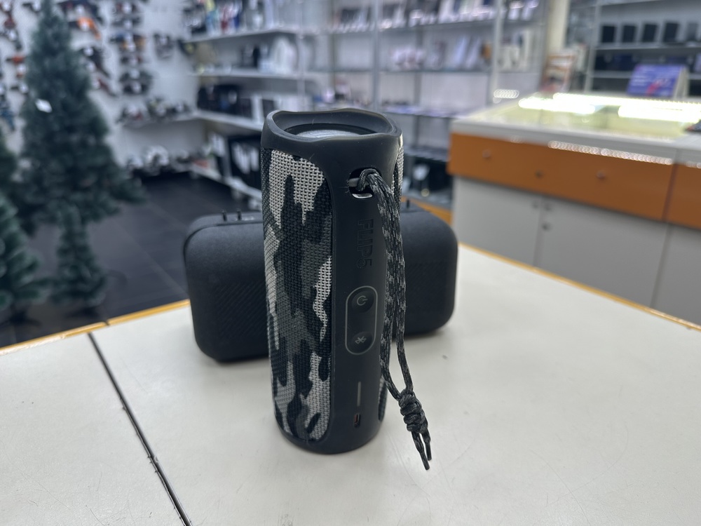 Колонки JBL Flip 5;