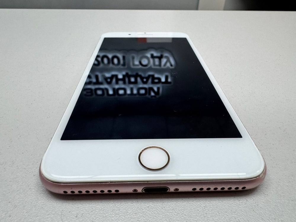 Смартфон Apple iPhone 7 Plus 128Gb