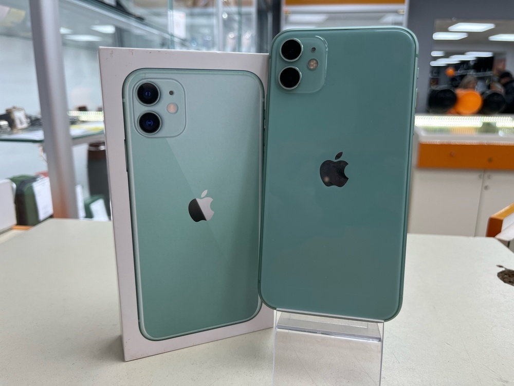 Смартфон Apple iPhone 11 64Gb