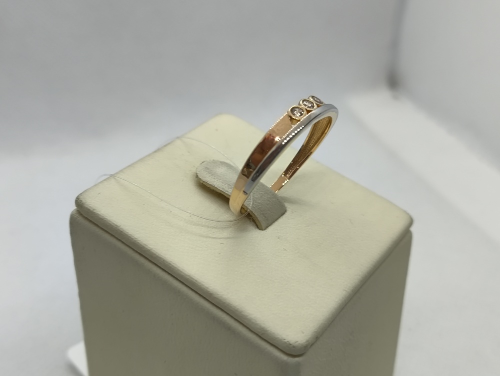 КОЛЬЦО С КАМНЯМИ (Au 585)