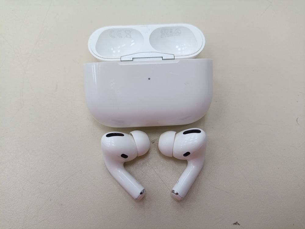 Наушники беспроводные Apple AirPods Pro
