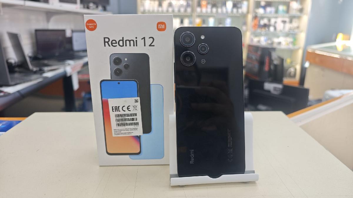 Смартфон Xiaomi Redmi 12 8/256