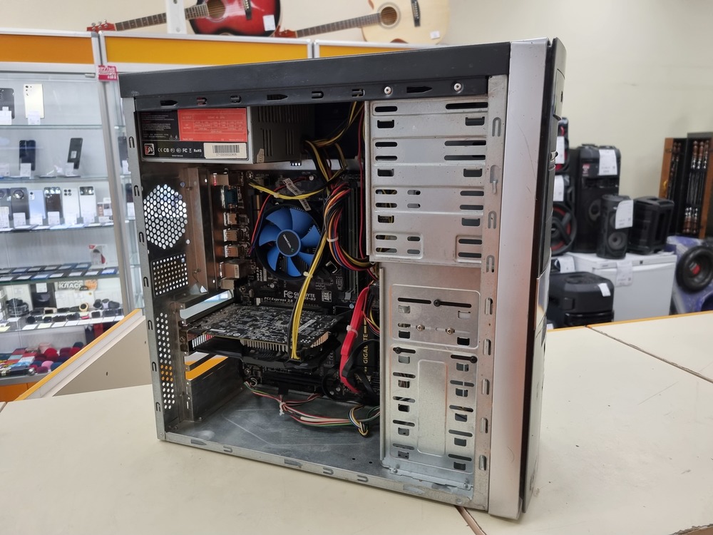 Системный блок HP; Core i5-4430, GeForce GTX 950, 16 Гб, 256 Гб, 500 Гб