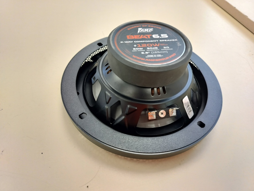 Автоакустика передняя AMP Beat 6.5