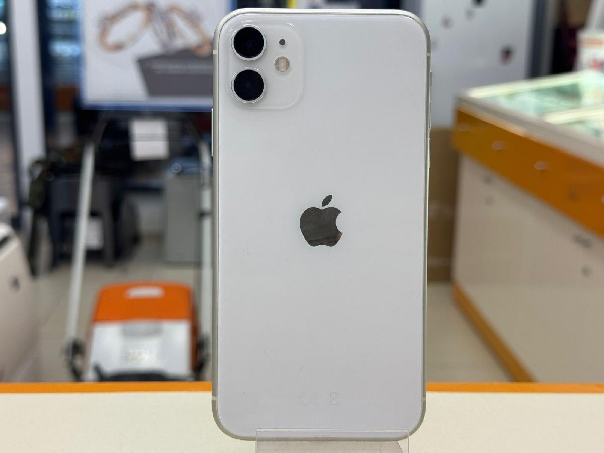 Смартфон Apple iPhone 11 64Gb