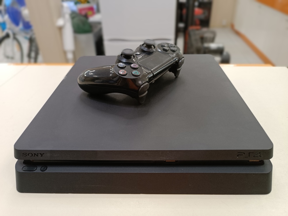 Игровая приставка PlayStation 4 Slim 500GB