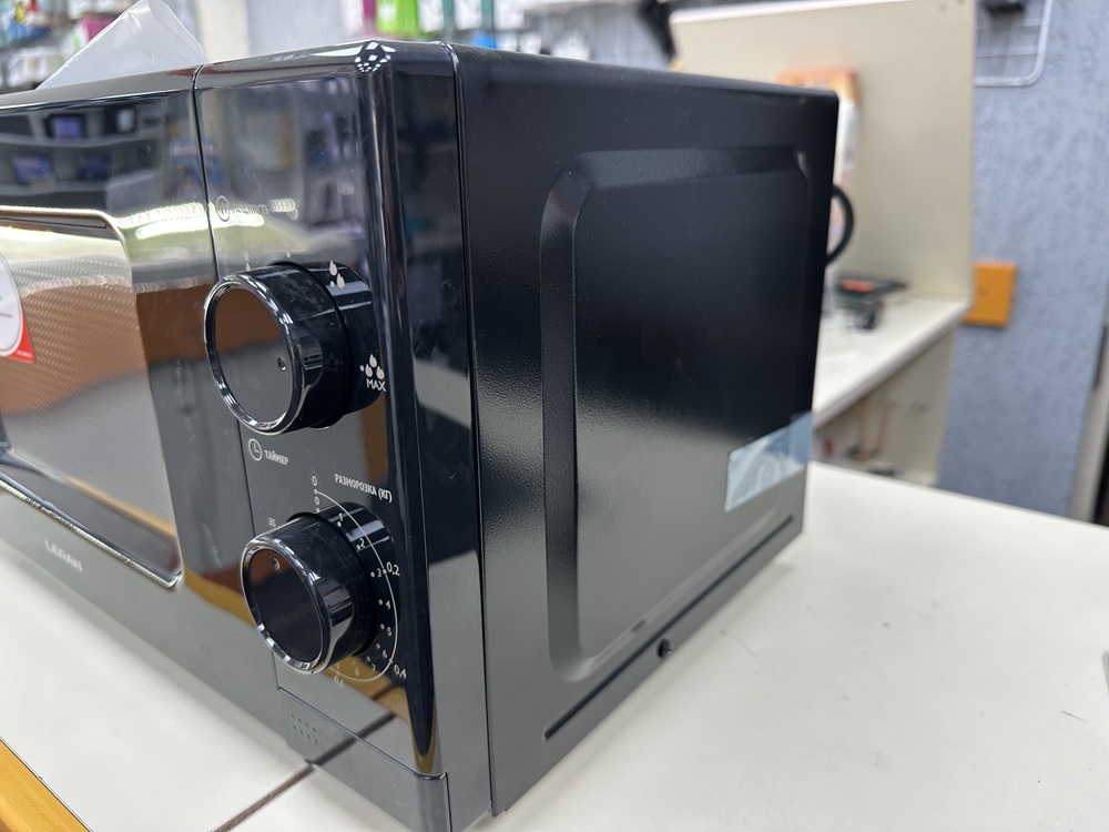 Микроволновая печь Leran FMO 20M22W