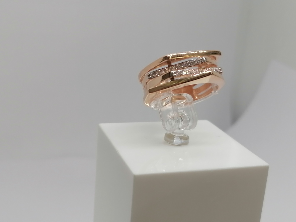 КОЛЬЦО С КАМНЯМИ (Au 585)