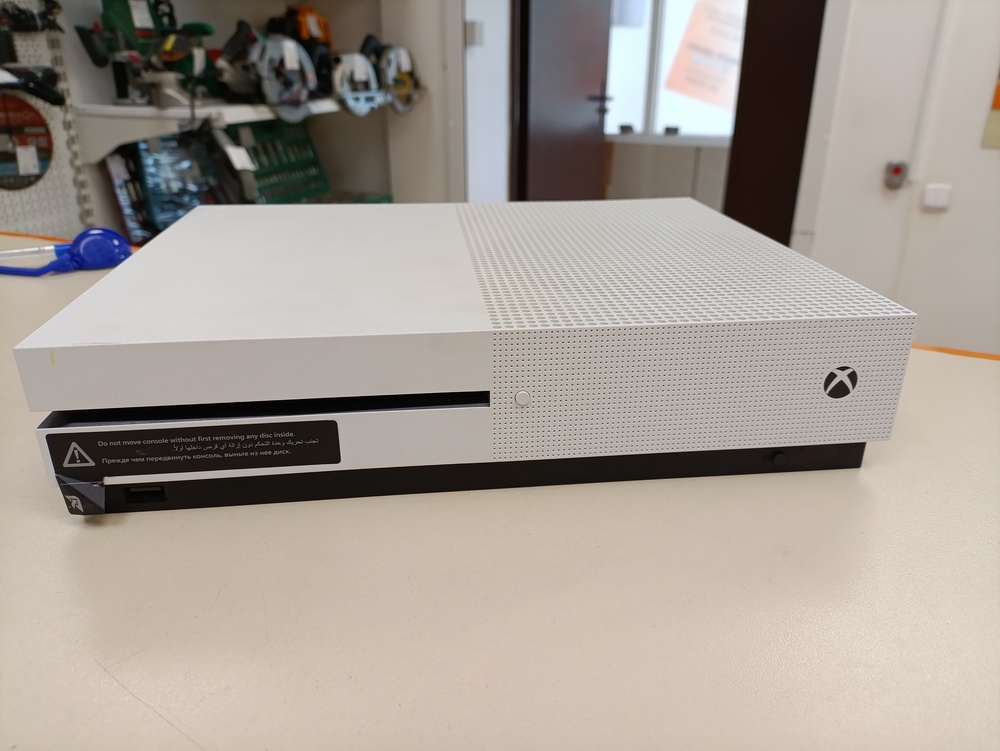 Игровая приставка Xbox One S 500Gb