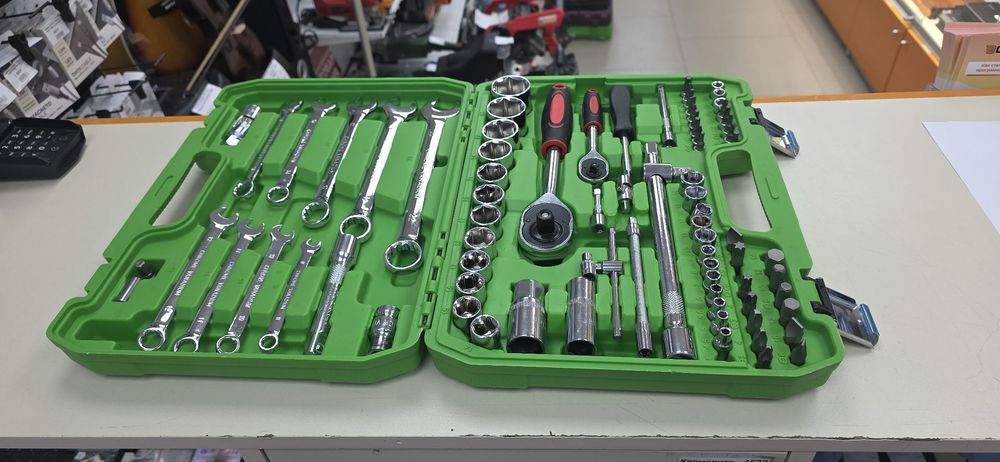 Набор инструментов Prioritet TS-82