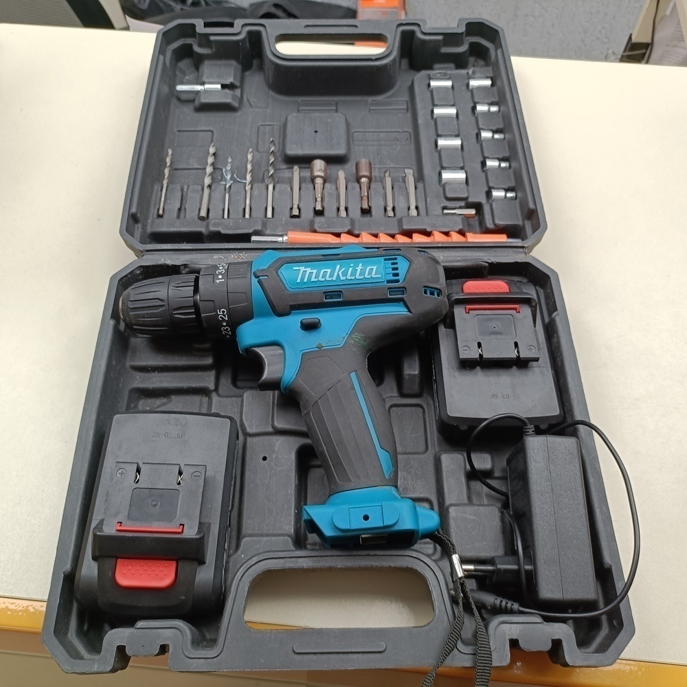 Шуруповерт Makita 123.