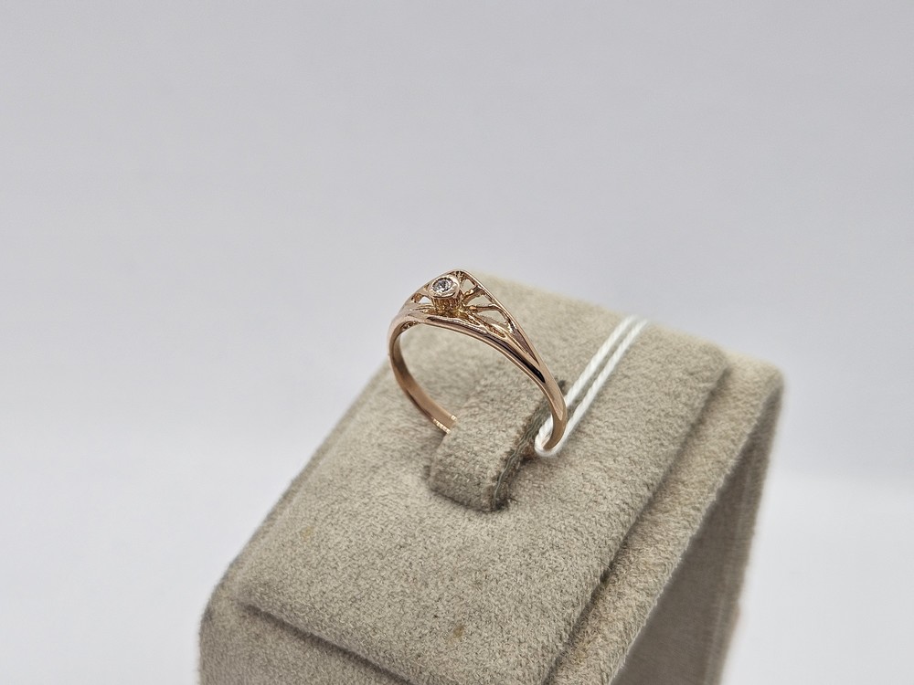 КОЛЬЦО С КАМНЕМ (Au 585)