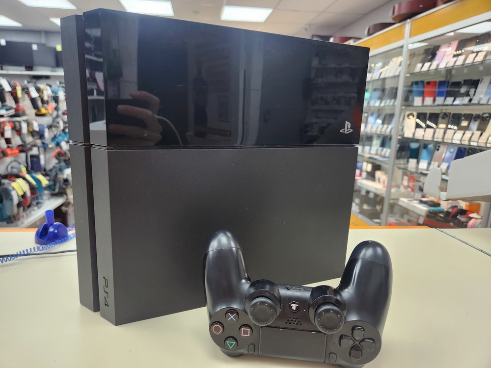 Игровая приставка PlayStation 4 FAT 500GB