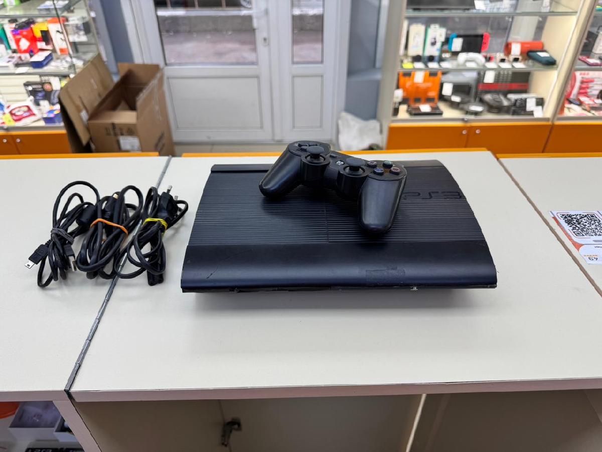 Игровая приставка PlayStation 3 500GB Игровая приставка PlayStation 3 500GB