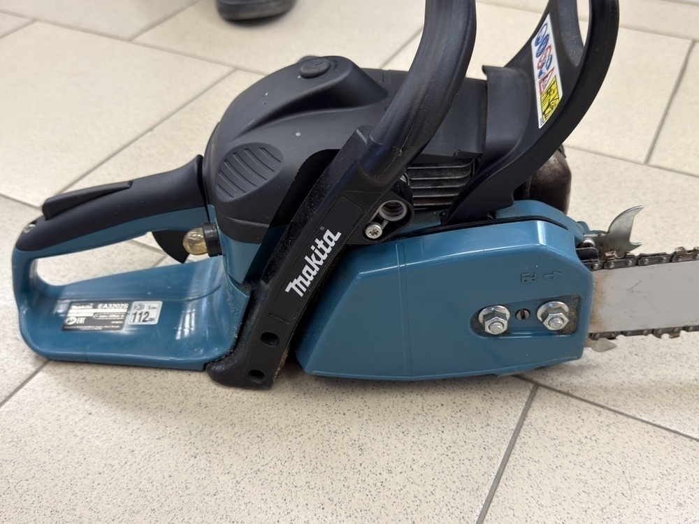 Бензопила Makita EA3202S40B