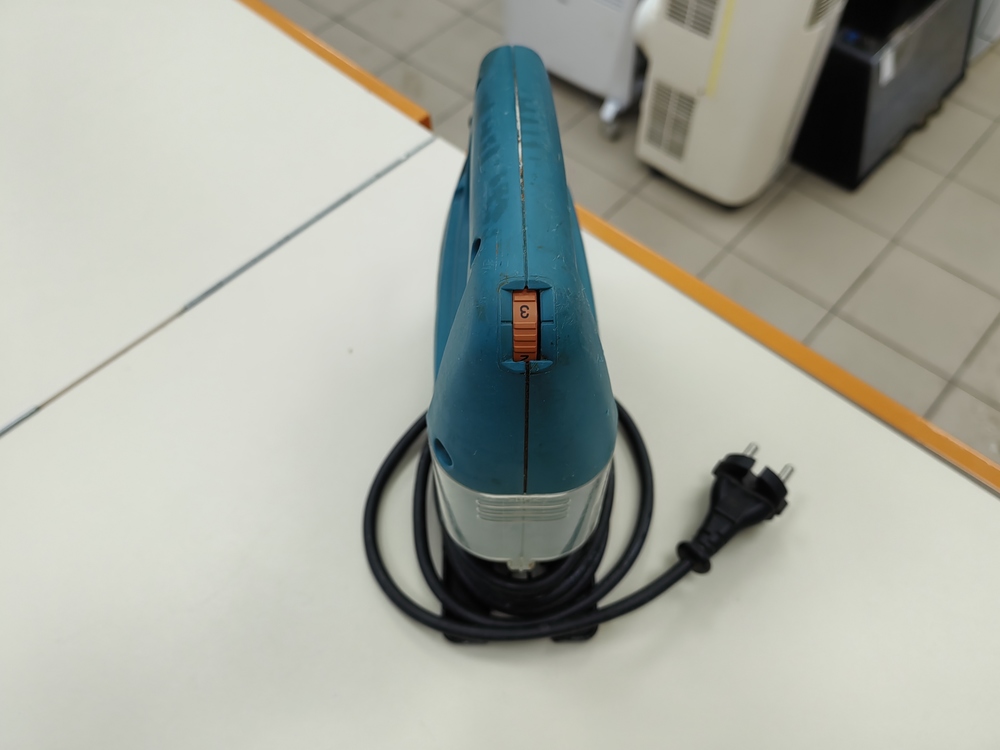 Лобзик Makita 4323