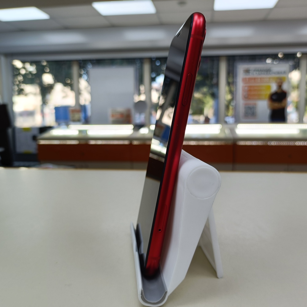 Смартфон Apple iPhone 11 64Gb