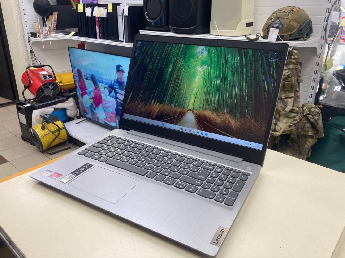 Ноутбук Lenovo idealpad 3; Ryzen 3 4300U, AMD Radeon (TM) Graphics, 4 Гб, 256 Гб, Нет