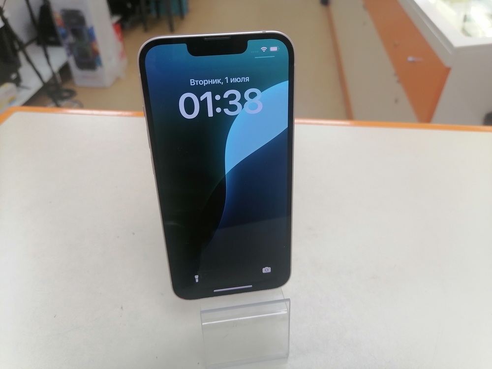 Смартфон Apple iPhone 13 128Gb