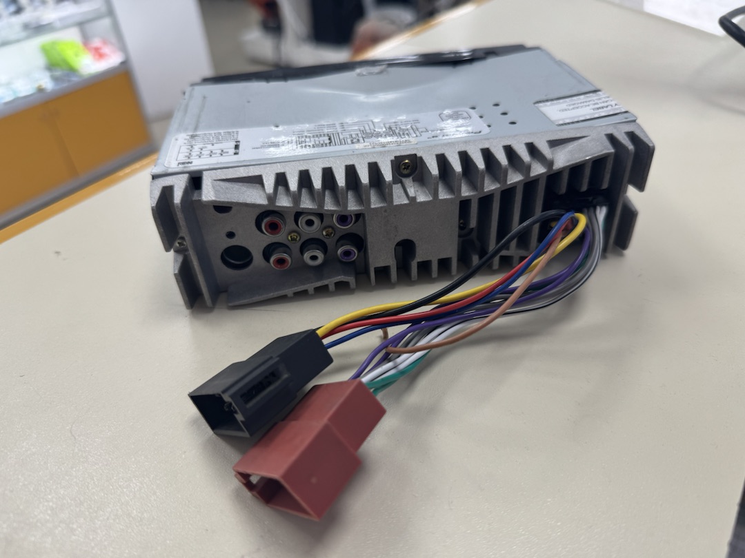 Автомагнитола Pioneer MVH-816DSP