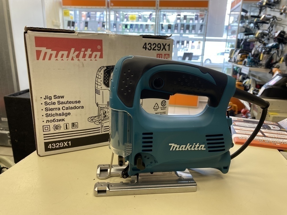 Лобзик Makita 4329X1