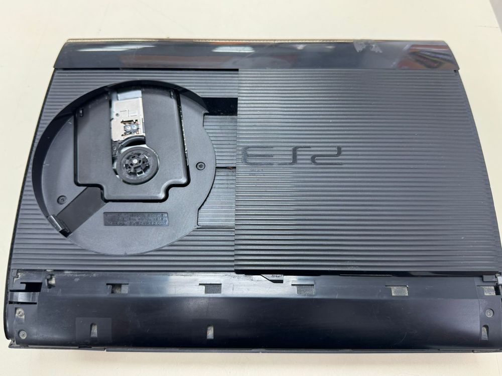 Игровая приставка PlayStation 3 120GB