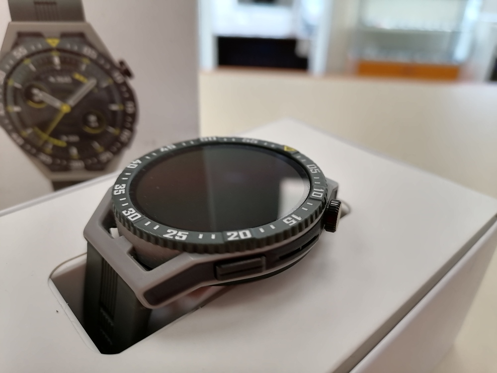 Смарт-часы Huawei Watch GT-3 SE