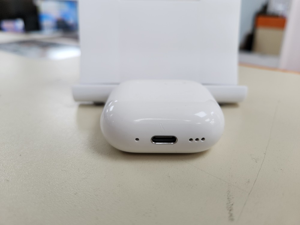 Наушники беспроводные Apple AirPods 4 с ANC