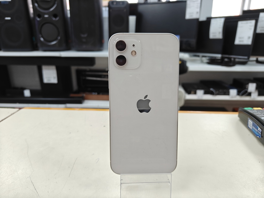 Смартфон Apple iPhone 12 64Gb