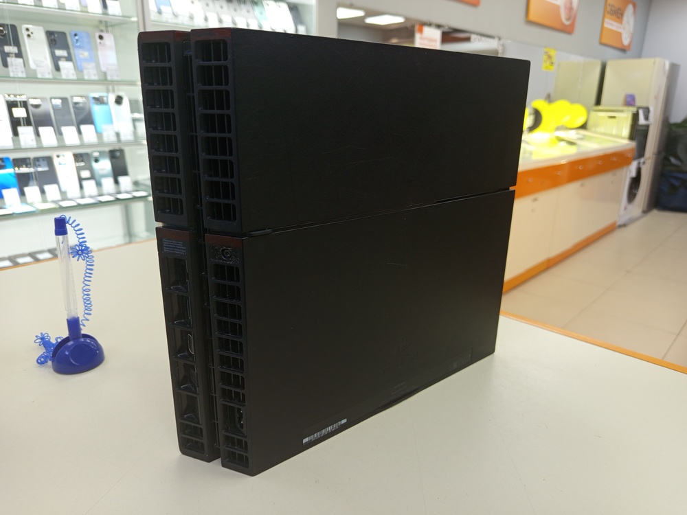 Игровая приставка PlayStation 4 FAT 500GB