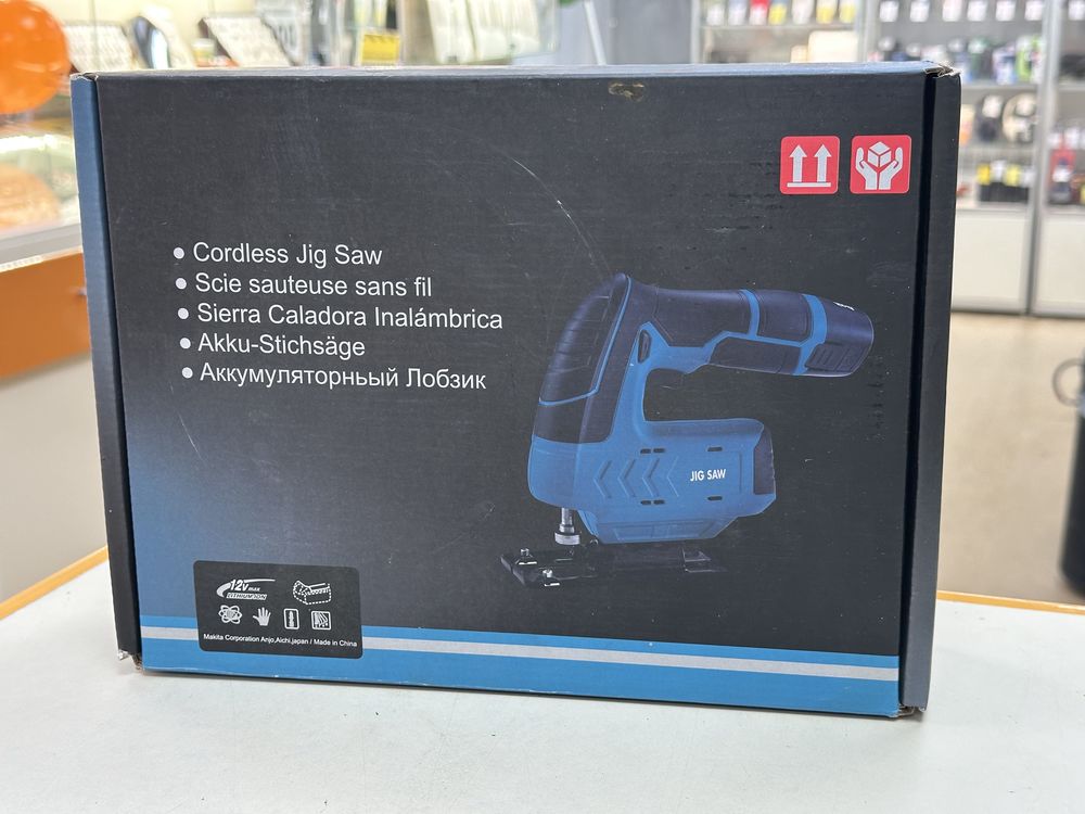 Лобзик Makita 40V