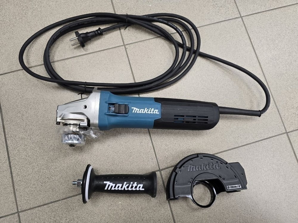 Угловая шлифмашина Makita GA-5090