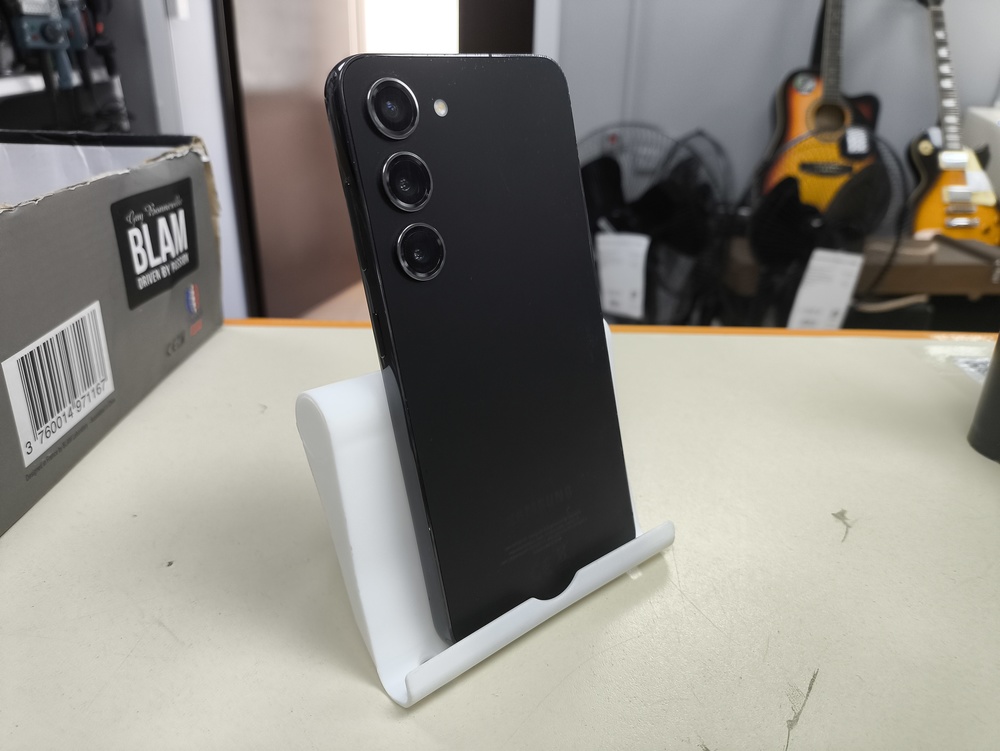 Смартфон Samsung Galaxy S23 8/128