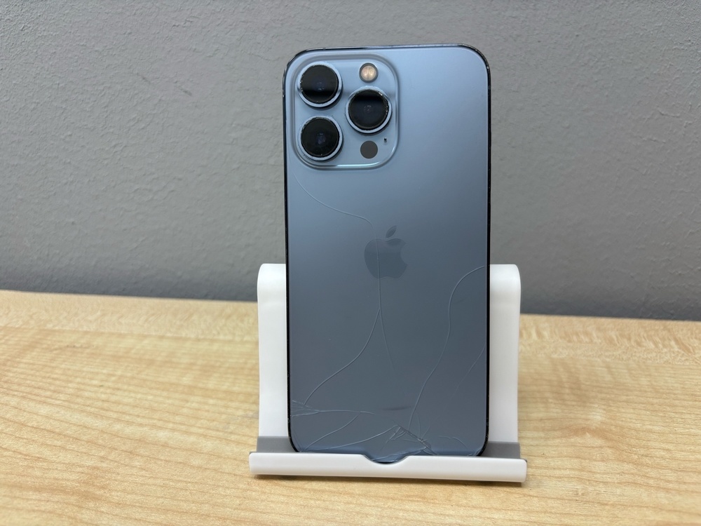 Смартфон Apple iPhone 13 Pro 128Gb